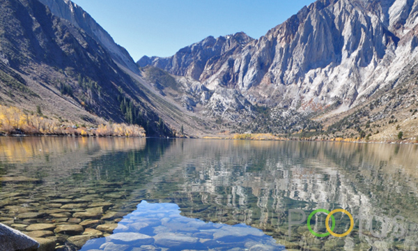 Convict lake, Sierra mountain range, California, USA